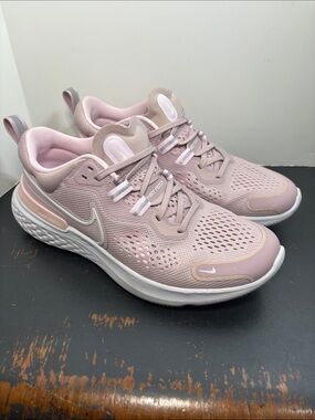 Nike Women’s React Miler 2 Running Shoe Plum Chalk Peach Foam